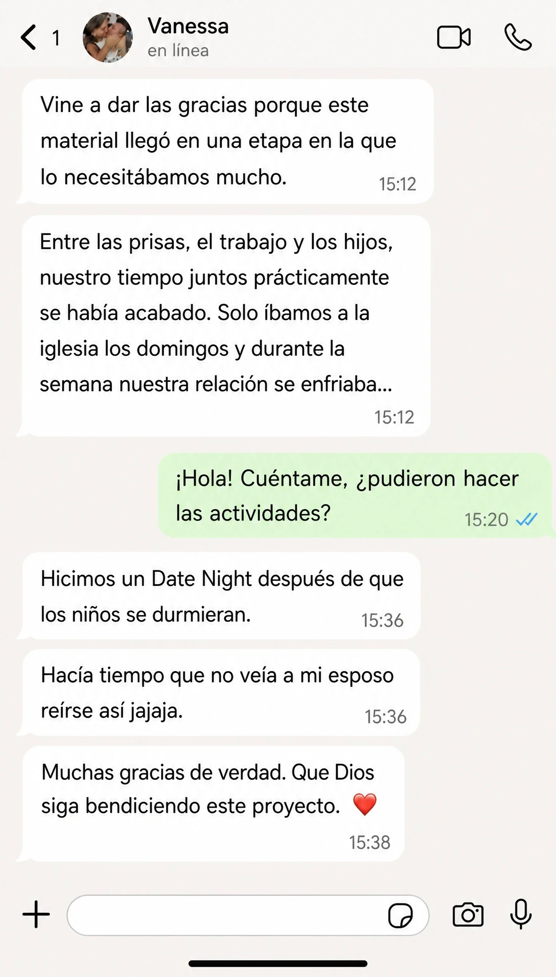 Testimonio de cliente en WhatsApp